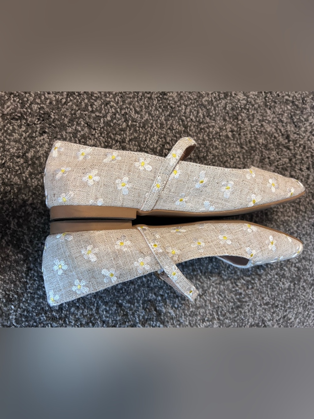 Steve Madden Daisy Embroidered Mary Jane Flats Size 9 - Picture 4 of 5